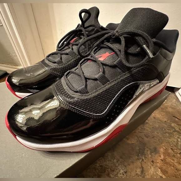 Jordan’s 11 CMFT👟 (MEN) - Picture 4 of 7